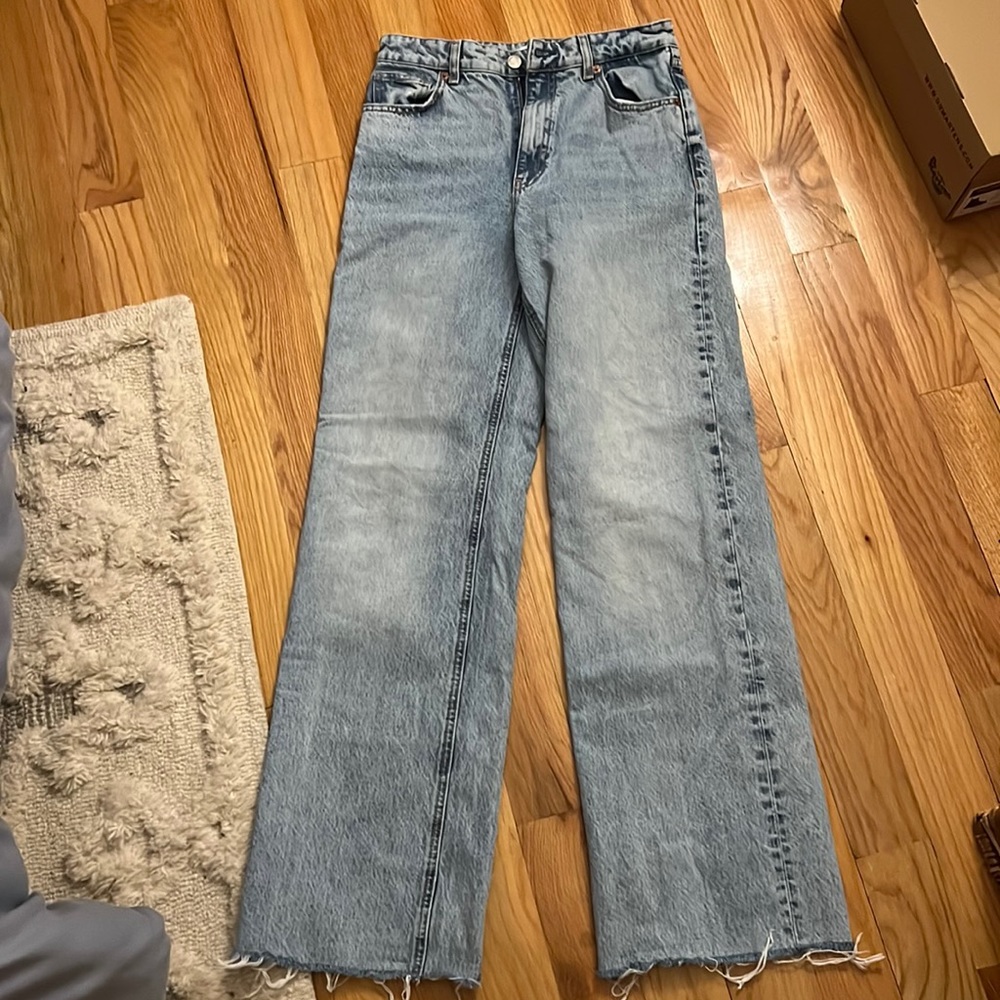 Zara Wide leg cutoff Jeans 6 Light Medium Wash 28